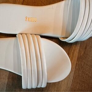 Tkees Serena Slides | White
